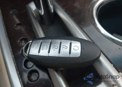 2015 Nissan Pathfinder Platinum z USA, uszkodzony, nr VIN 5N1AR2MN4FC620882